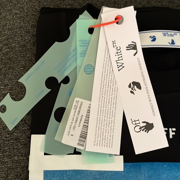 ✨SOLD✨OFF-WHITE MONALISA SLIM TEE (S) - Picture 7 of 10